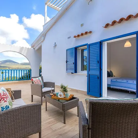Sardinia Re - Porto Conte Blue Bay Apartment